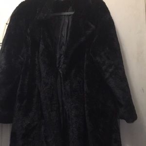 Coat  self 100%polyester lining with 100%polyester